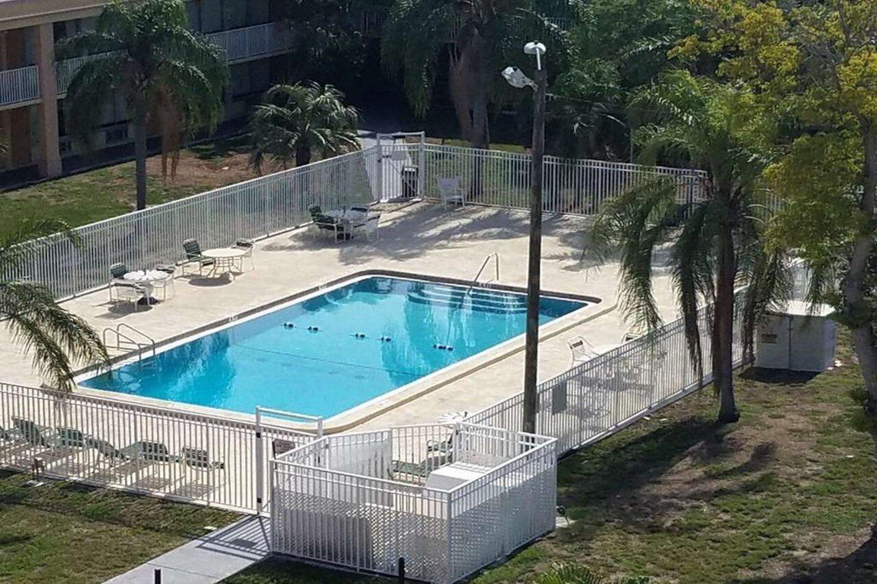 Quality Inn Saint Petersburg North-Tampa Bay St. Petersburg Esterno foto